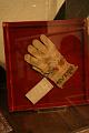 Handschuh des hl. Franz von Sales im Museum der Heimsuchung in Moulins, Frankreich